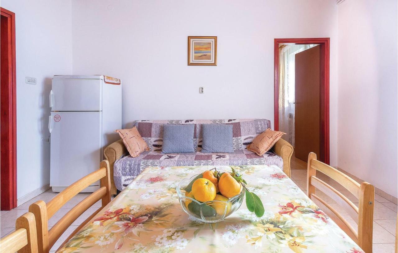 Awesome Apartment In Pula With Wifi מראה חיצוני תמונה